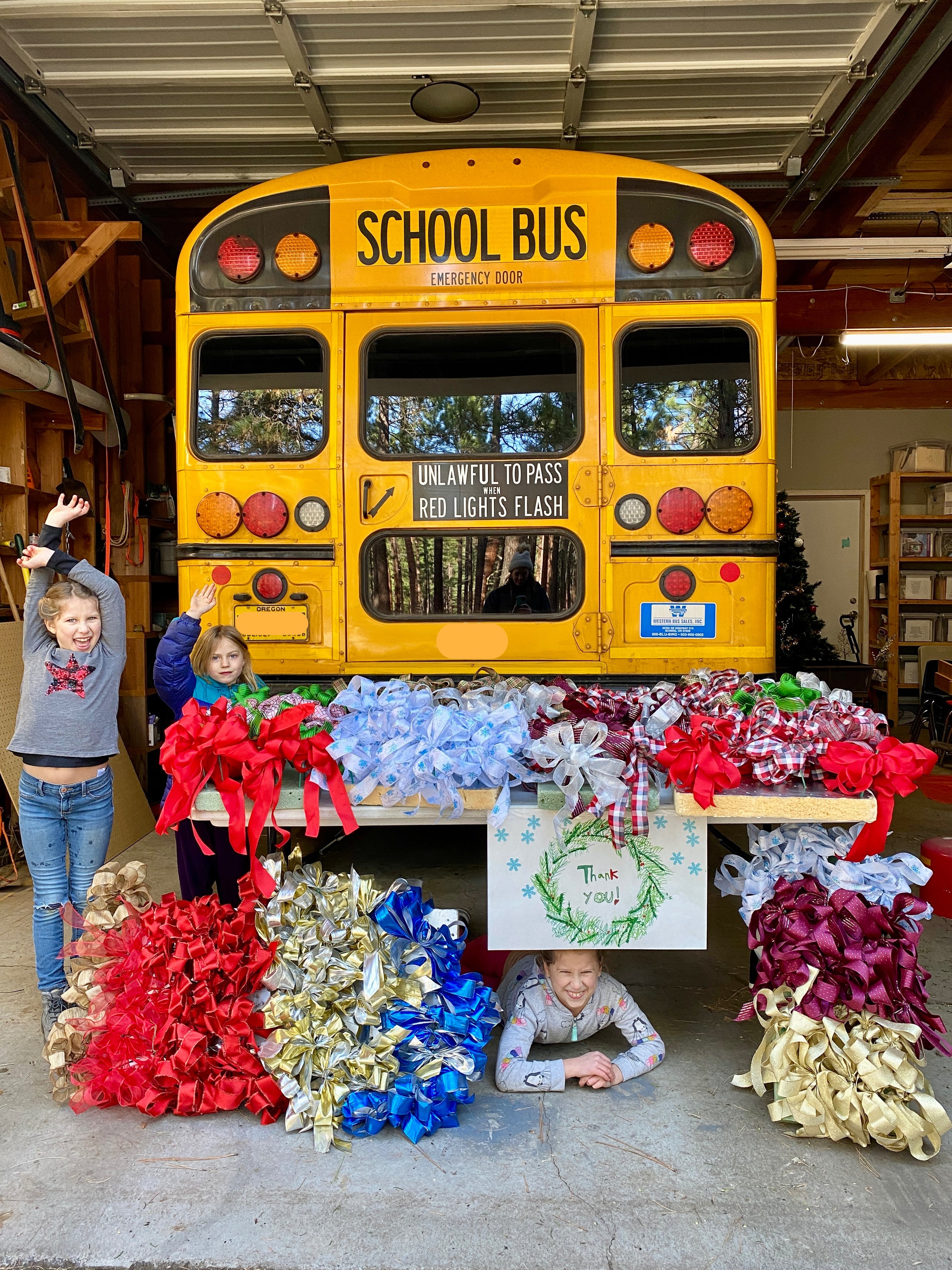 Sorsch Wreaths - Bee Ribbon Wreath – SpringHill Farm